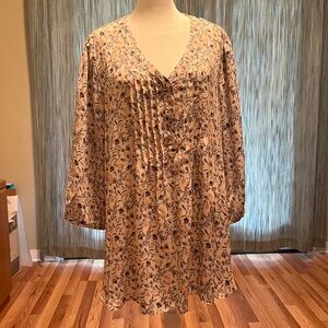 Floral print blouse size 1X